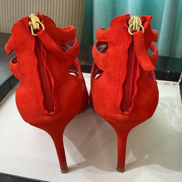 Red suede peep toe - Picture 2 of 3